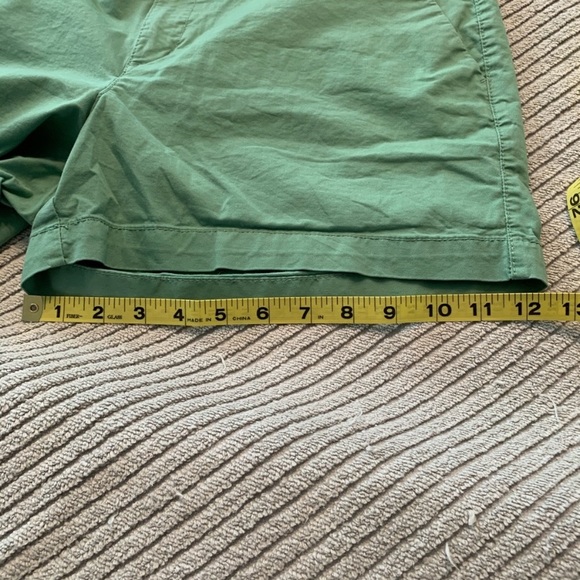Old Navy Sage Green Shorts Size 12 - Picture 13 of 13